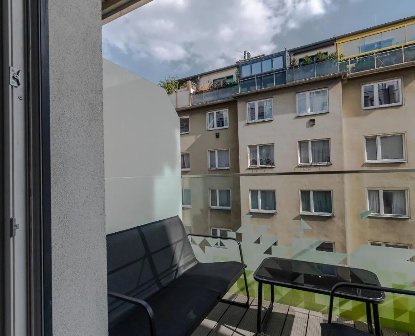 Short-Term Rental Viena